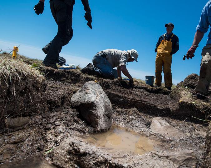 Les archéologues à Pointe Rosée - Photo: Robert Clarke / National Geographic