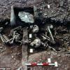 Angleterre - Une sépulture potentiellement sacrificielle de 4 jeunes individus à Repton - Photo: Martin Biddle / SWNS.com