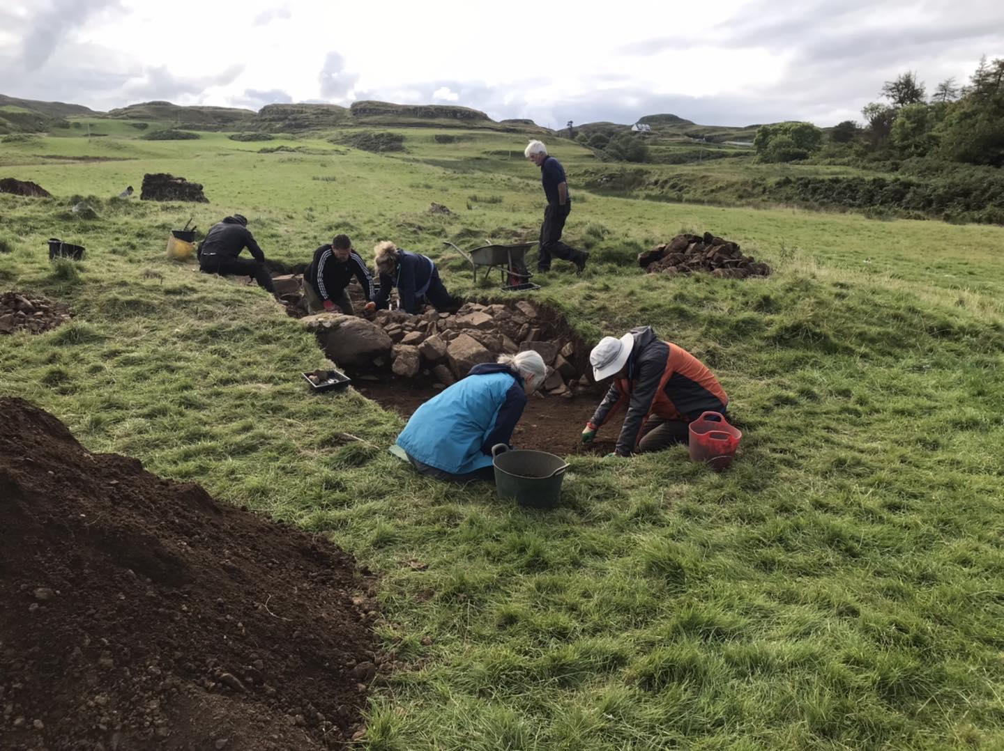 Écosse - Campagne de fouilles 2022 de la ferme nordique du XIème siècle mise au jour à Lephin - Photo: Lephin Archaeological Excavation.jpg